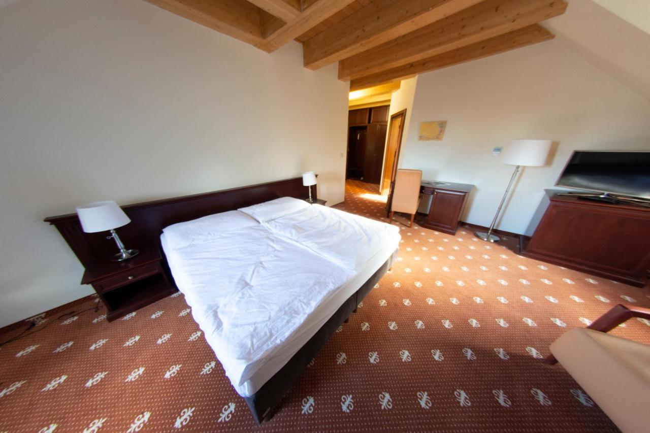 Hotel Hradna Brana Pozsony Kültér fotó