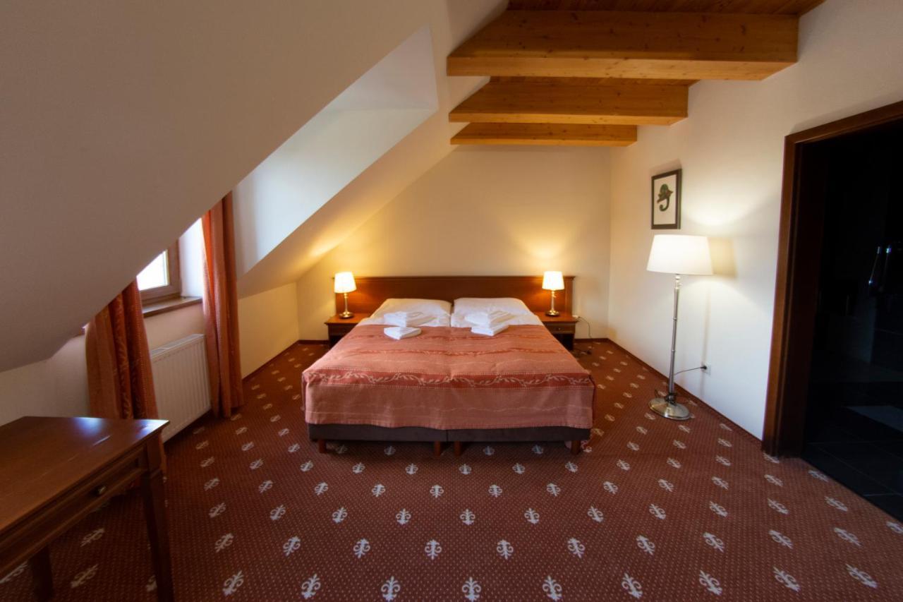 Hotel Hradna Brana Pozsony Kültér fotó